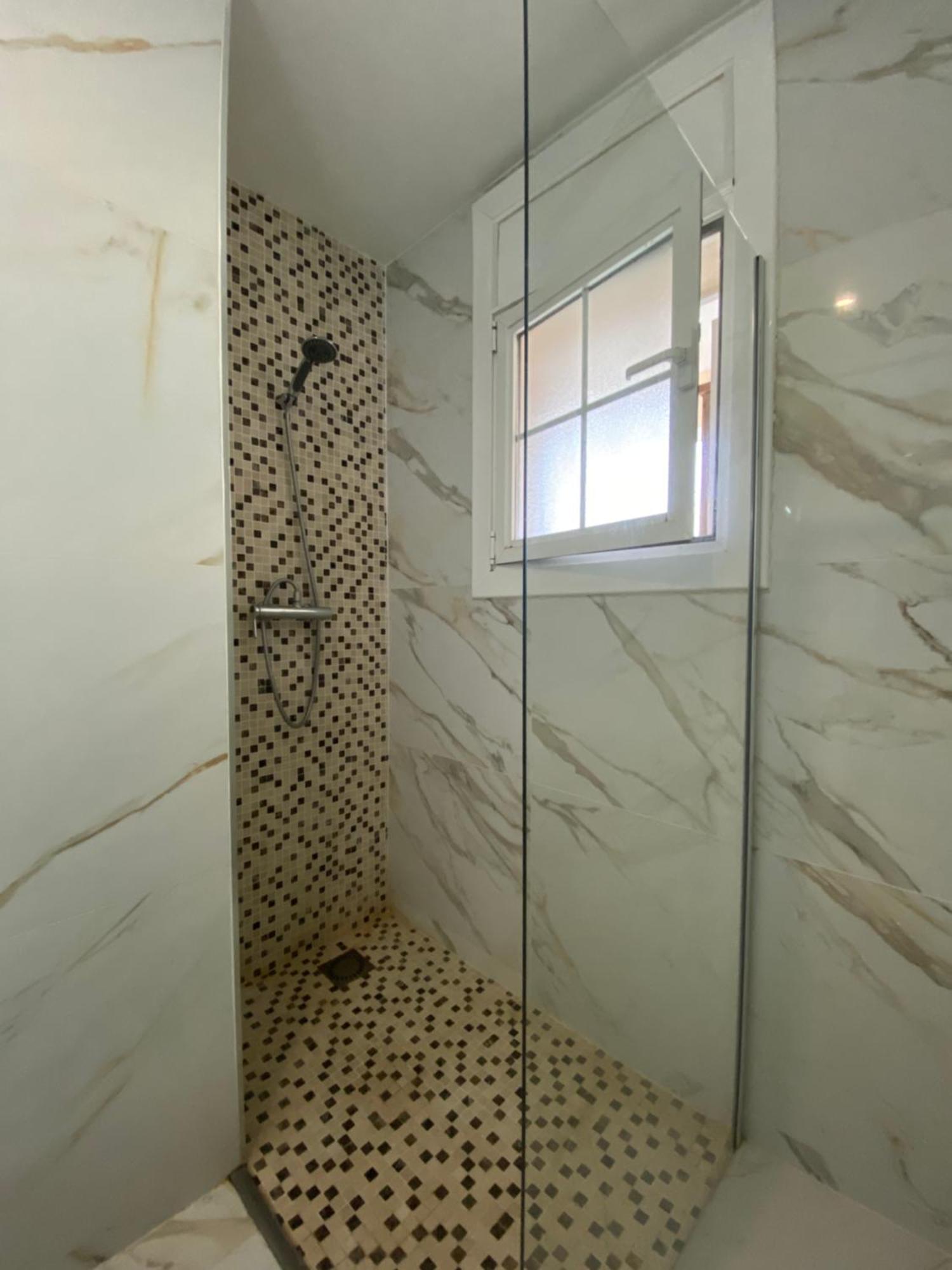 Requesens Playa Apartment Емпуриабрава Екстериор снимка