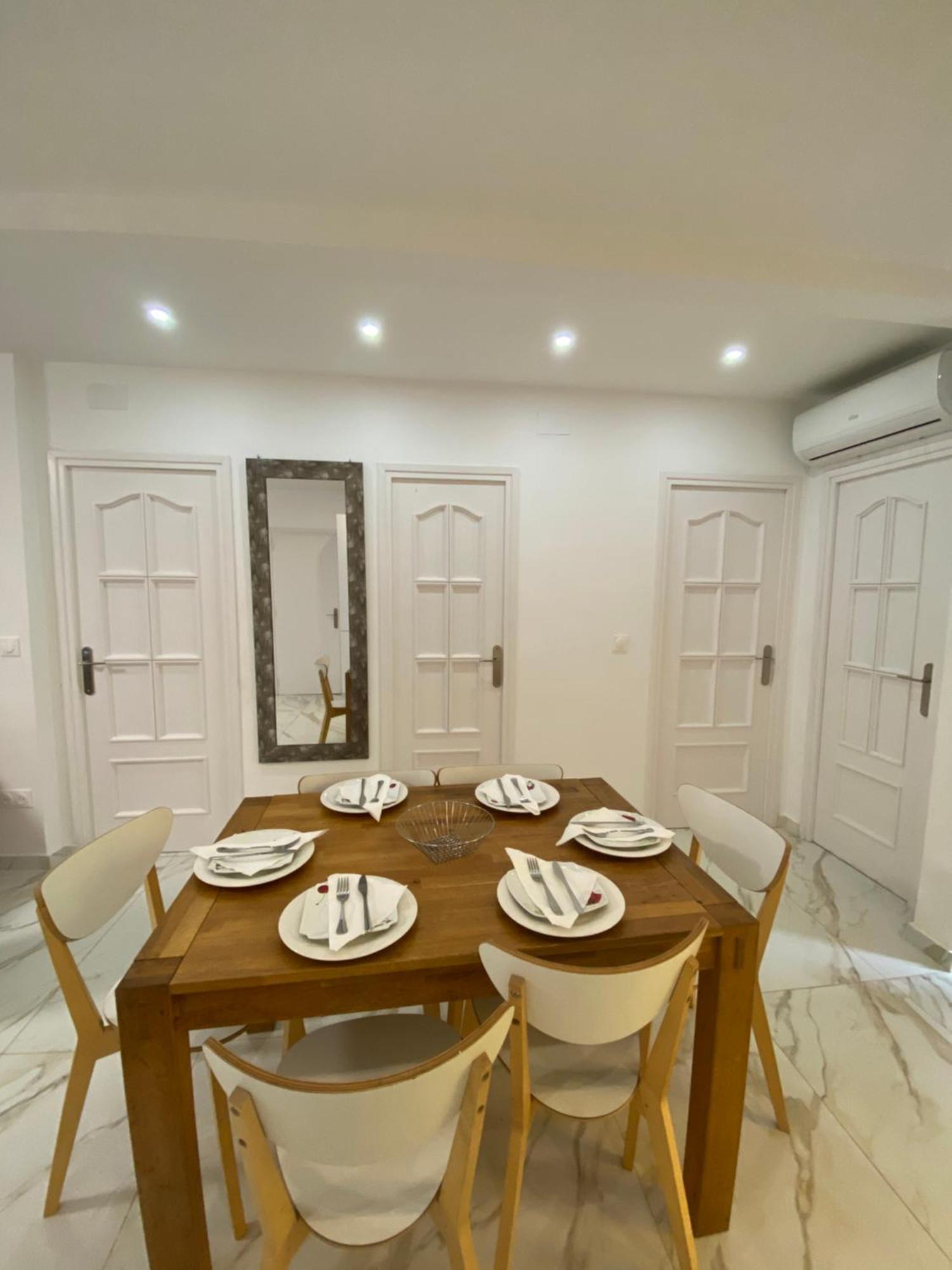 Requesens Playa Apartment Емпуриабрава Екстериор снимка