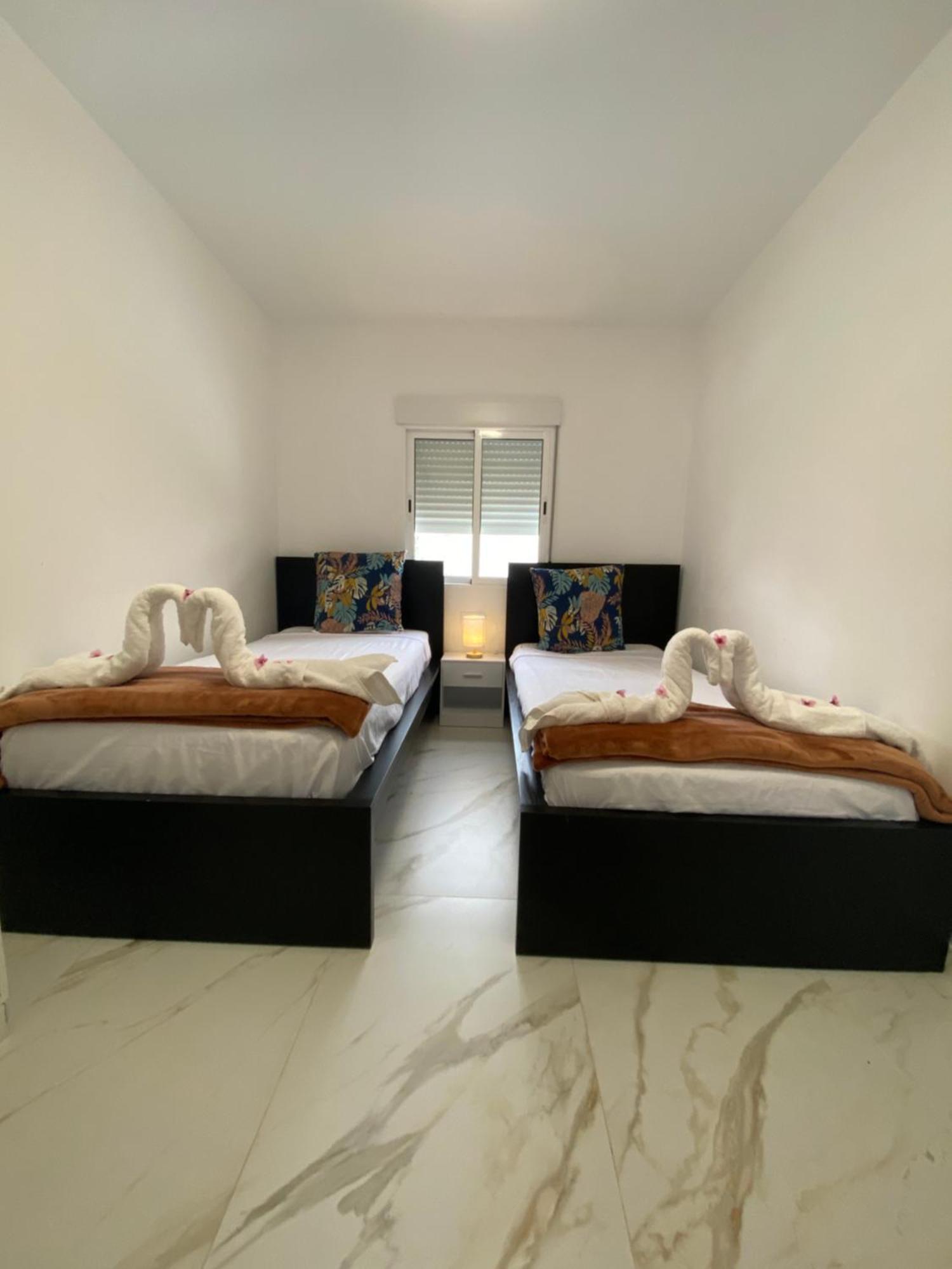 Requesens Playa Apartment Емпуриабрава Екстериор снимка