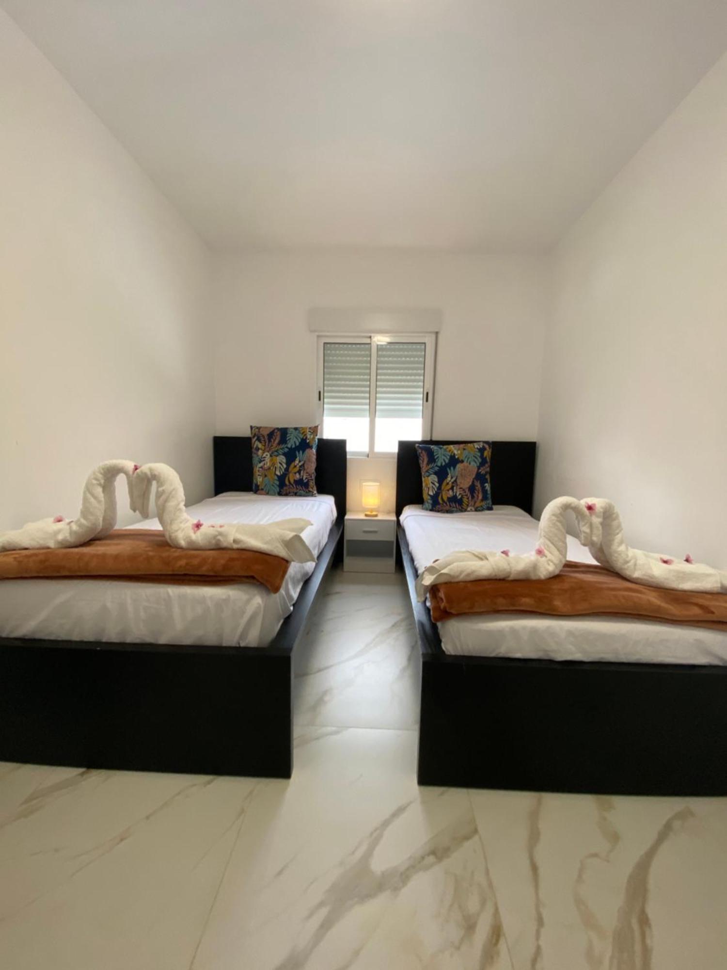 Requesens Playa Apartment Емпуриабрава Екстериор снимка