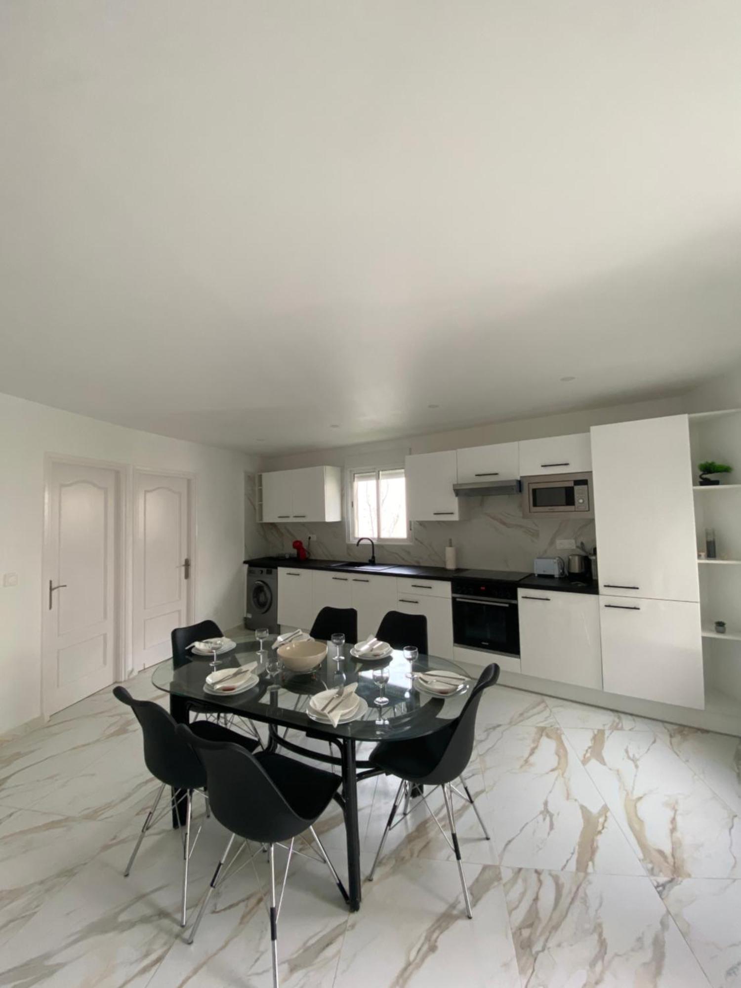 Requesens Playa Apartment Емпуриабрава Екстериор снимка