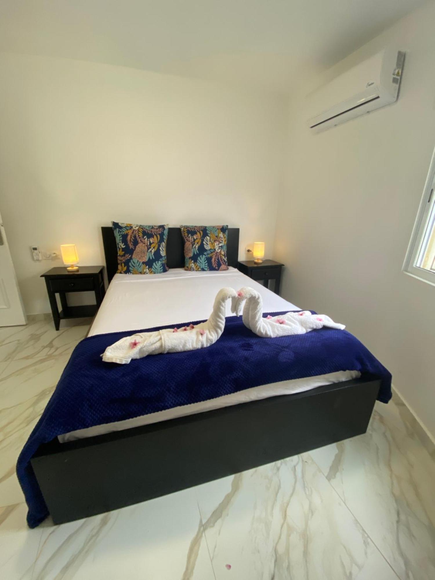 Requesens Playa Apartment Емпуриабрава Екстериор снимка